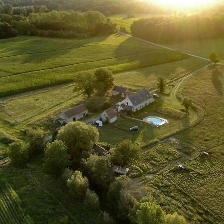 Gite Familial La Tabarderie Courcelles-de-Touraine Esterno foto